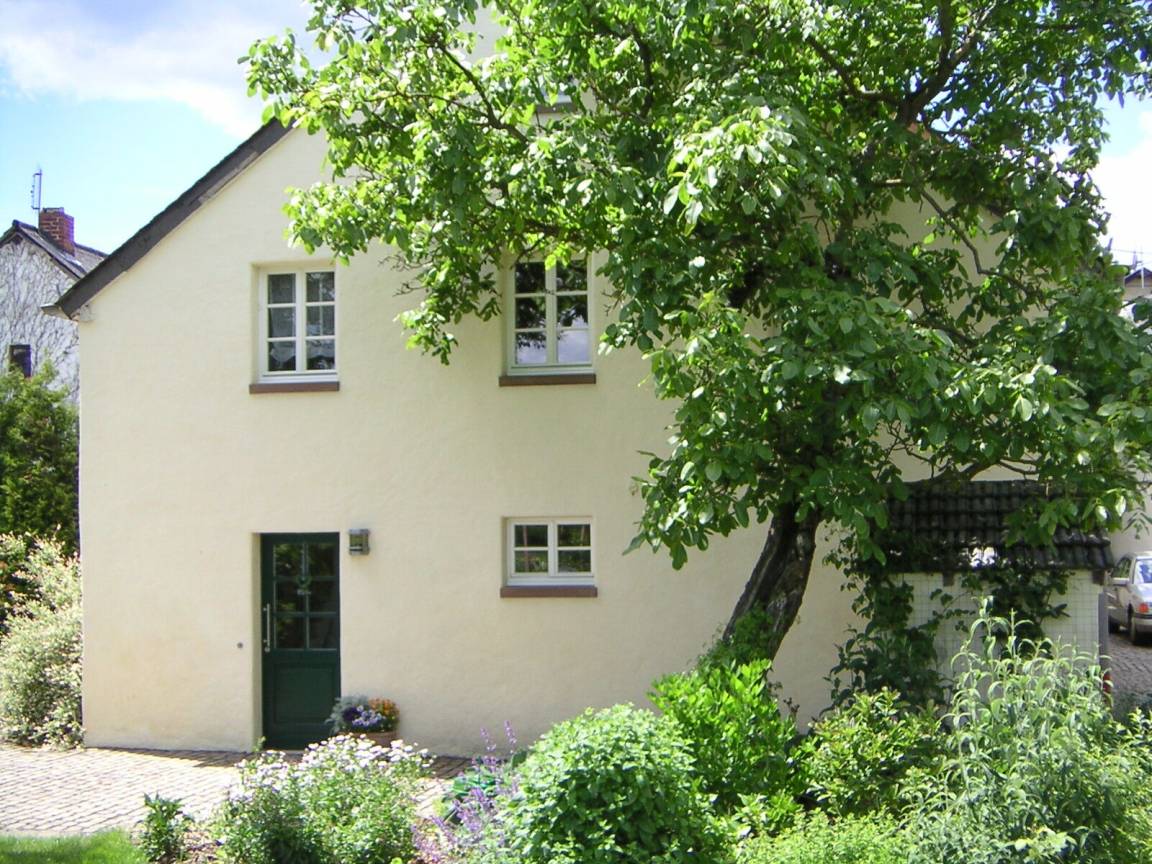 65 M² Ferienwohnung ∙ 2 Schlafzimmer ∙ 4 Gäste - Burg-Reuland