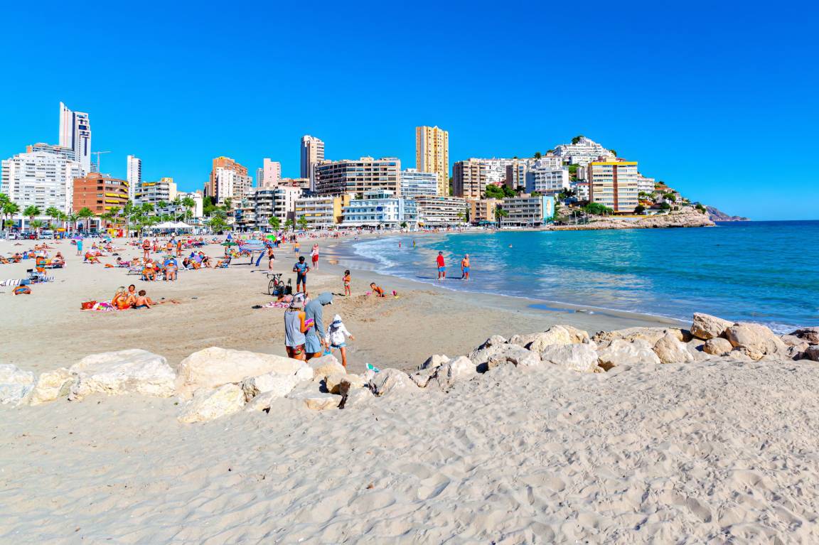 74 M² Apartamento ∙ 2 Habitaciones ∙ 4 Huéspedes - Villajoyosa