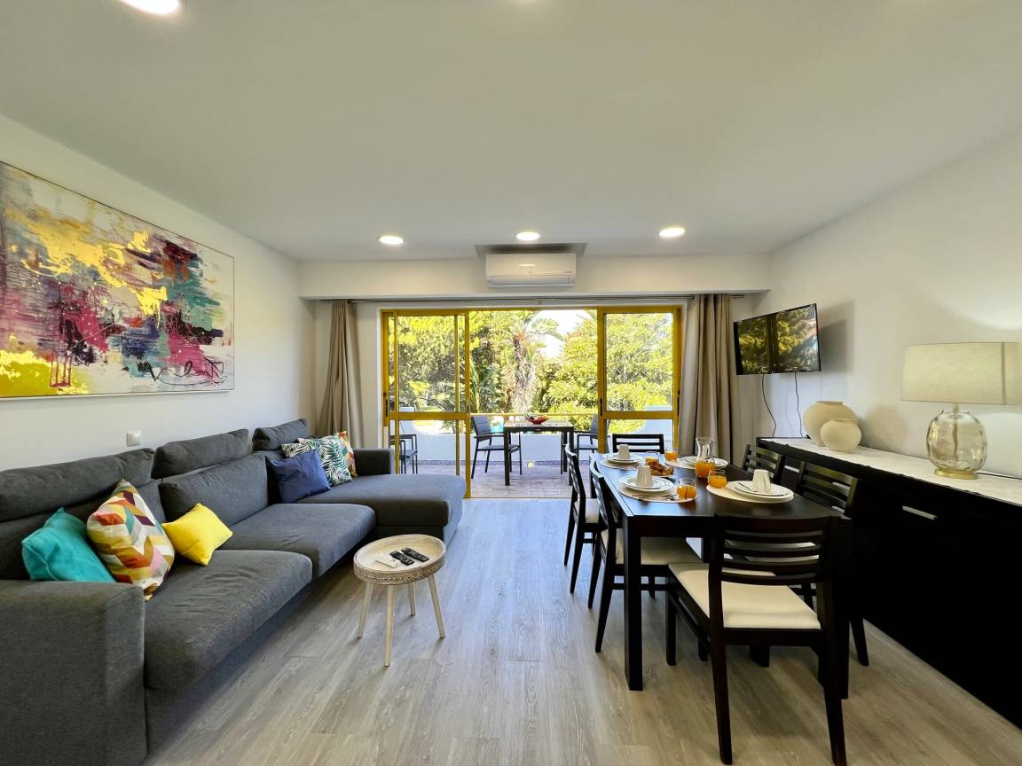 65 M² Ferienwohnung ∙ 1 Schlafzimmer ∙ 4 Gäste - Quarteira