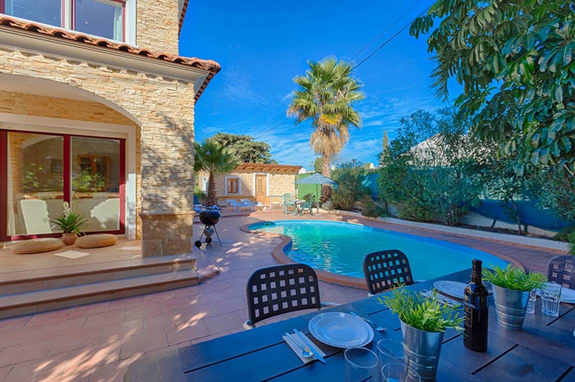 190 M² Villa ∙ 4 Habitaciones ∙ 8 Huéspedes - Calpe