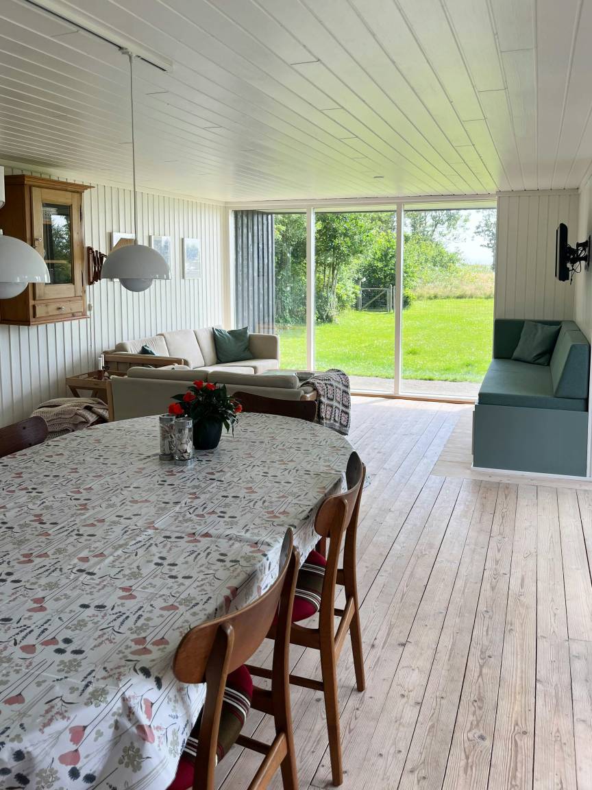 112 M² Ferienhaus ∙ 4 Schlafzimmer ∙ 8 Gäste - Hou