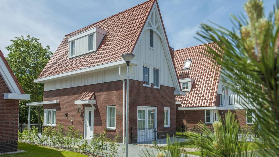 110 M² Appartement ∙ 4 Slaapkamers ∙ 8 Gasten - Zoutelande