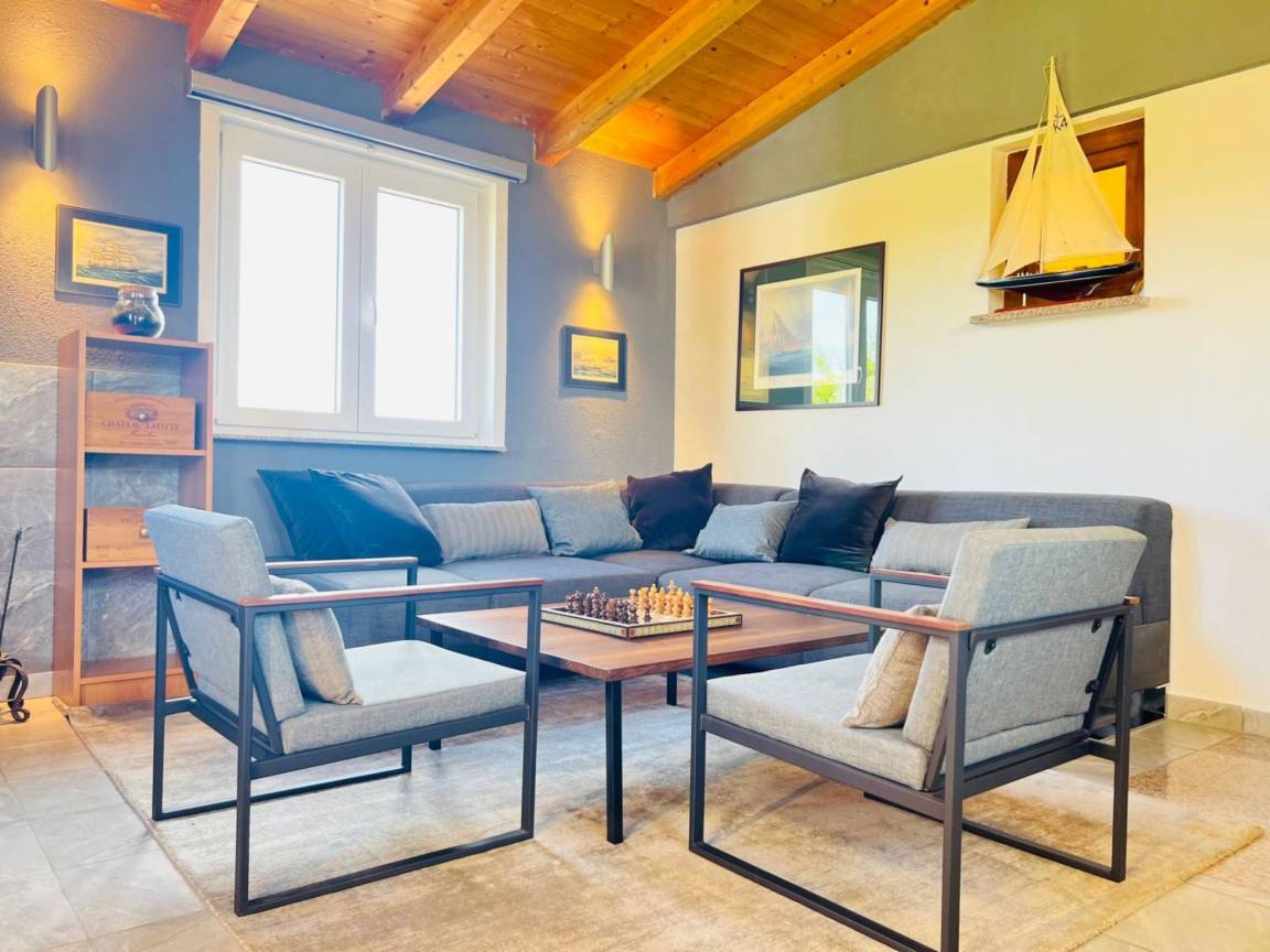 90 M² Huis ∙ 2 Slaapkamers ∙ 6 Gasten - Banjole