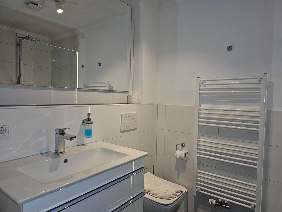 100 m² Ferienwohnung ∙ 2 Schlafzimmer ∙ 4 Gäste – Bild 17