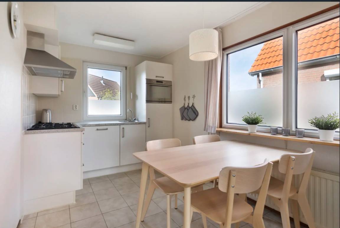 70 M² Huis ∙ 3 Slaapkamers ∙ 5 Gasten - Domburg