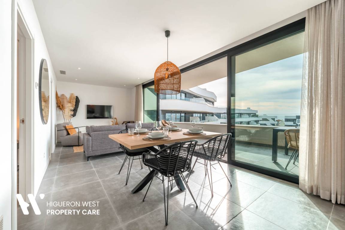 76 M² Apartamento ∙ 2 Habitaciones ∙ 4 Huéspedes - Fuengirola