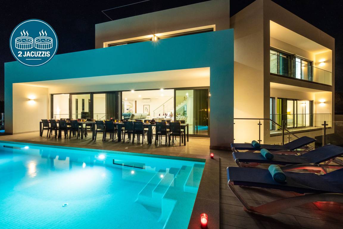300 M² Villa ∙ 9 Habitaciones ∙ 34 Huéspedes - Algarve