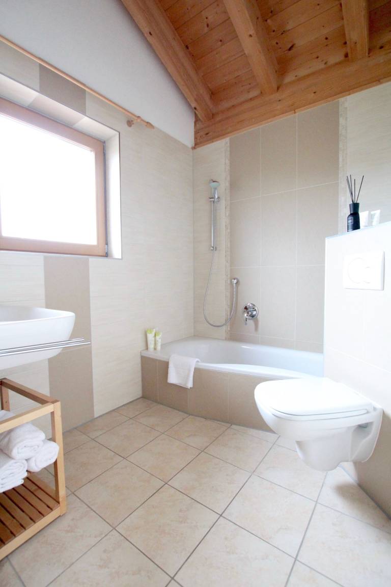 125 m² Ferienhaus ∙ 4 Schlafzimmer ∙ 12 Gäste – Bild 4