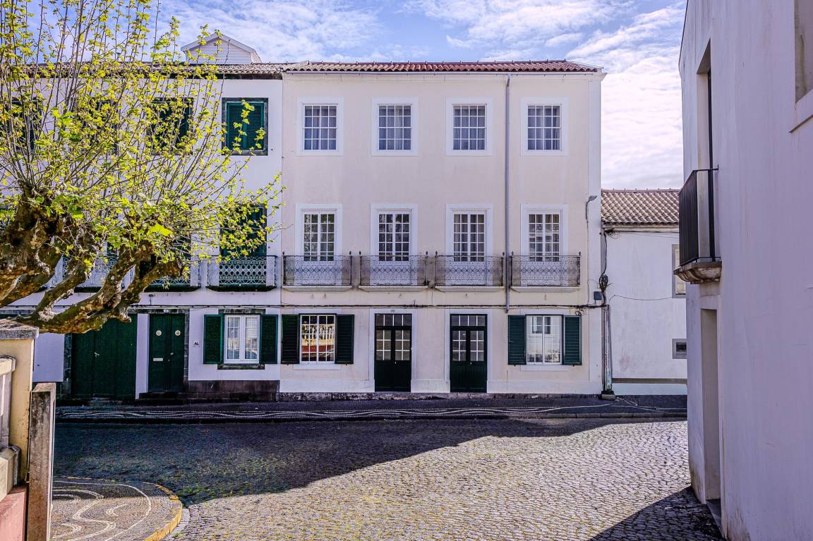 250 M² House ∙ 4 Bedrooms ∙ 7 Guests - Pico Island