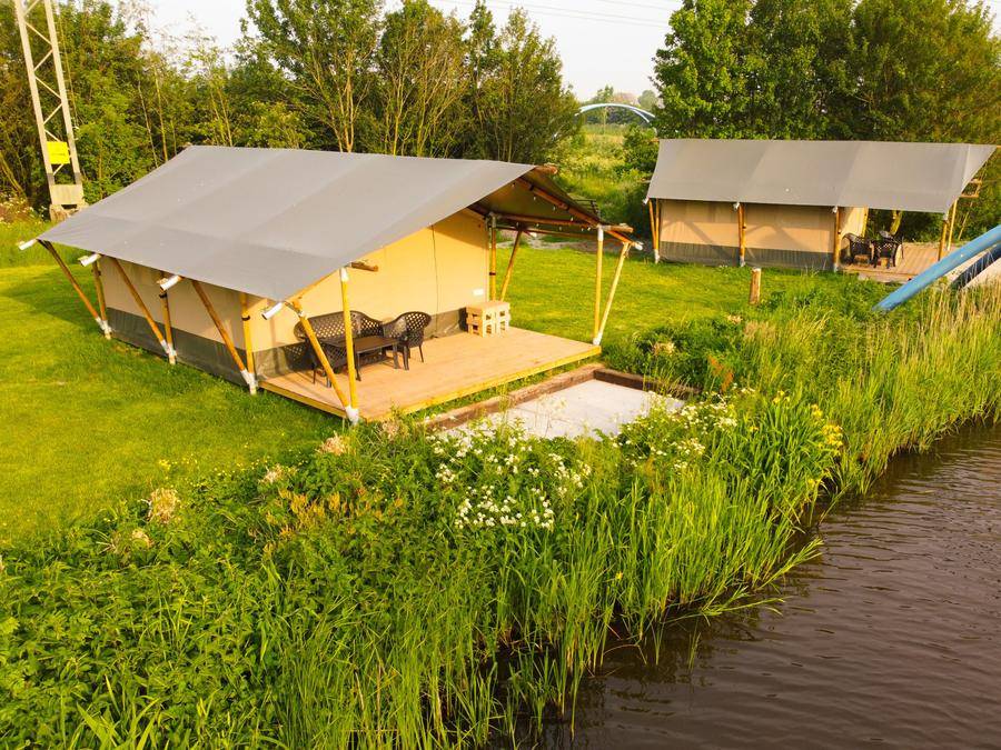 40 M² Zelt ∙ 2 Schlafzimmer ∙ 6 Gäste - Sneek