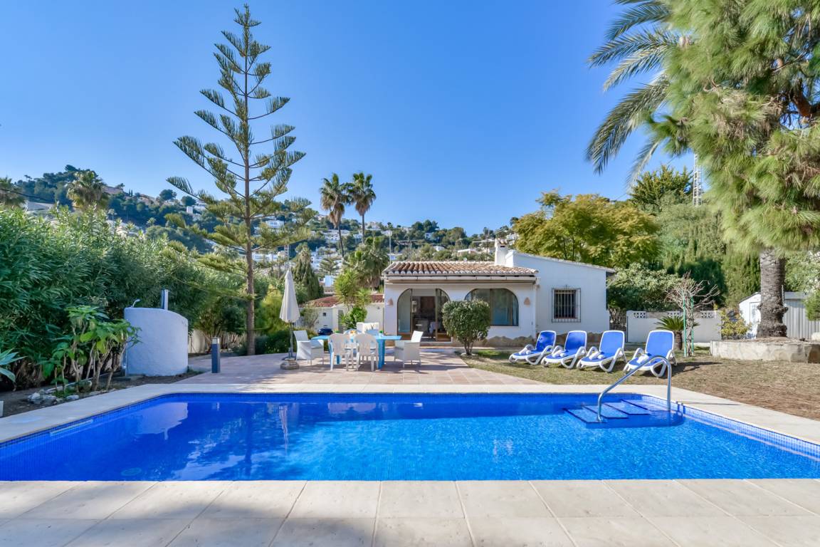 130 M² Villa ∙ 3 Bedrooms ∙ 6 Guests - Moraira