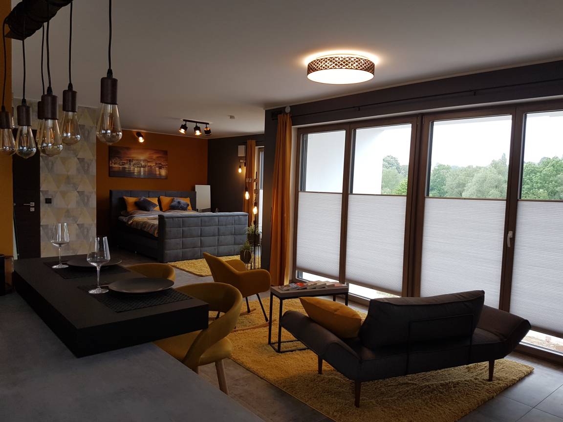90 M² Ferienwohnung ∙ 2 Gäste - Bitburg