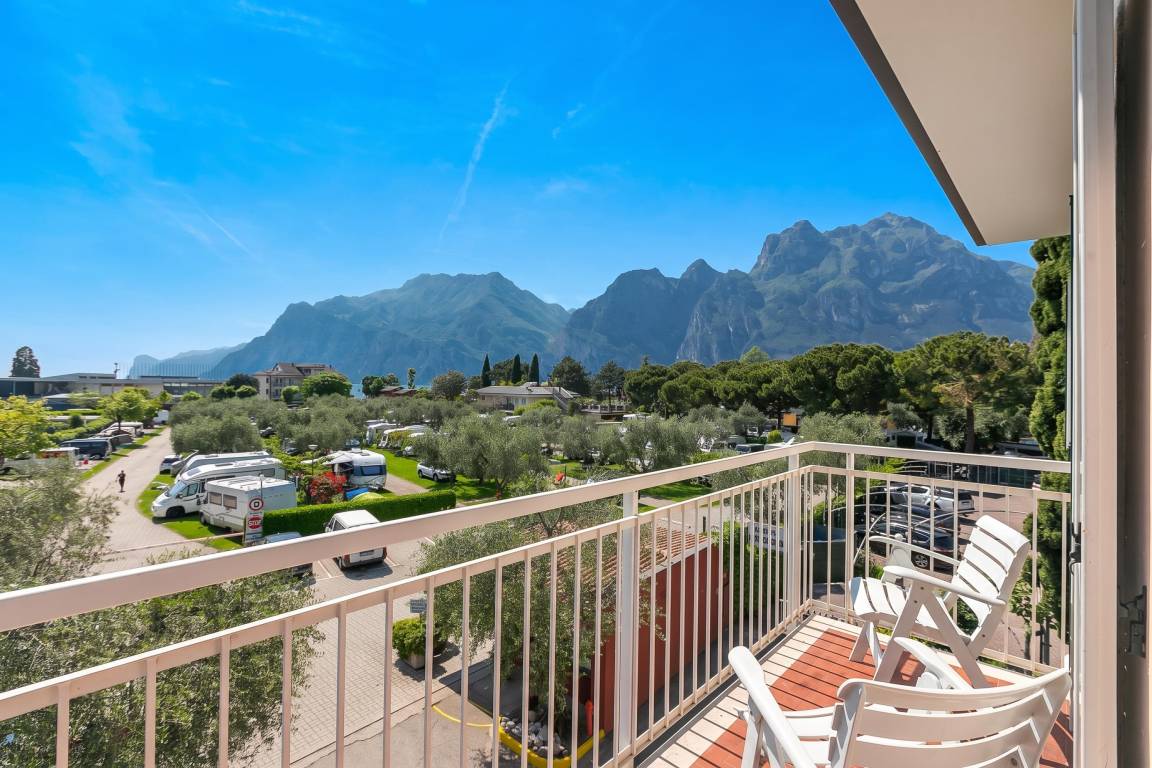 35 M² Ferienwohnung ∙ 1 Schlafzimmer ∙ 4 Gäste - Nago-Torbole
