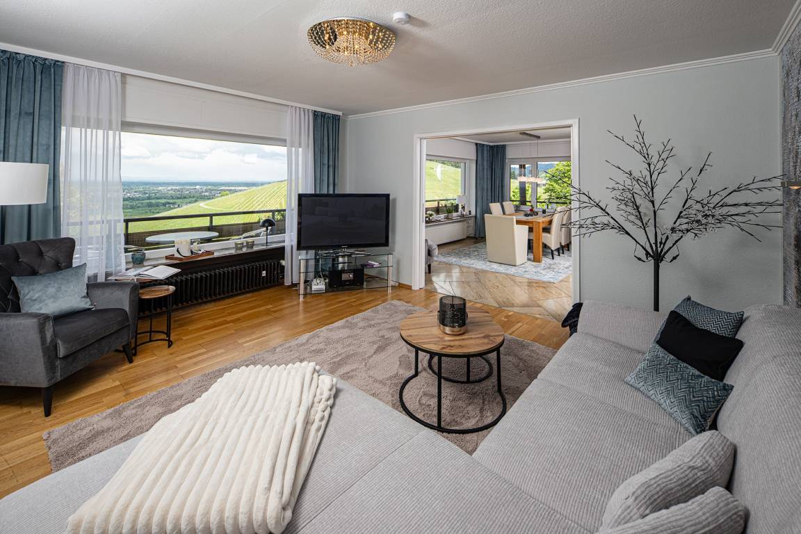 110 M² Appartement ∙ 2 Slaapkamers ∙ 4 Gasten - Bühl
