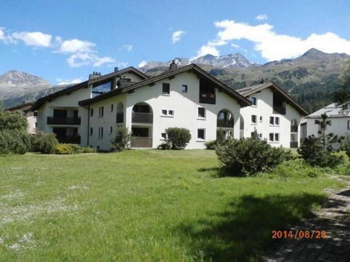 92 M² Apartment ∙ 2 Bedrooms ∙ 4 Guests - Sils im Engadin/Segl