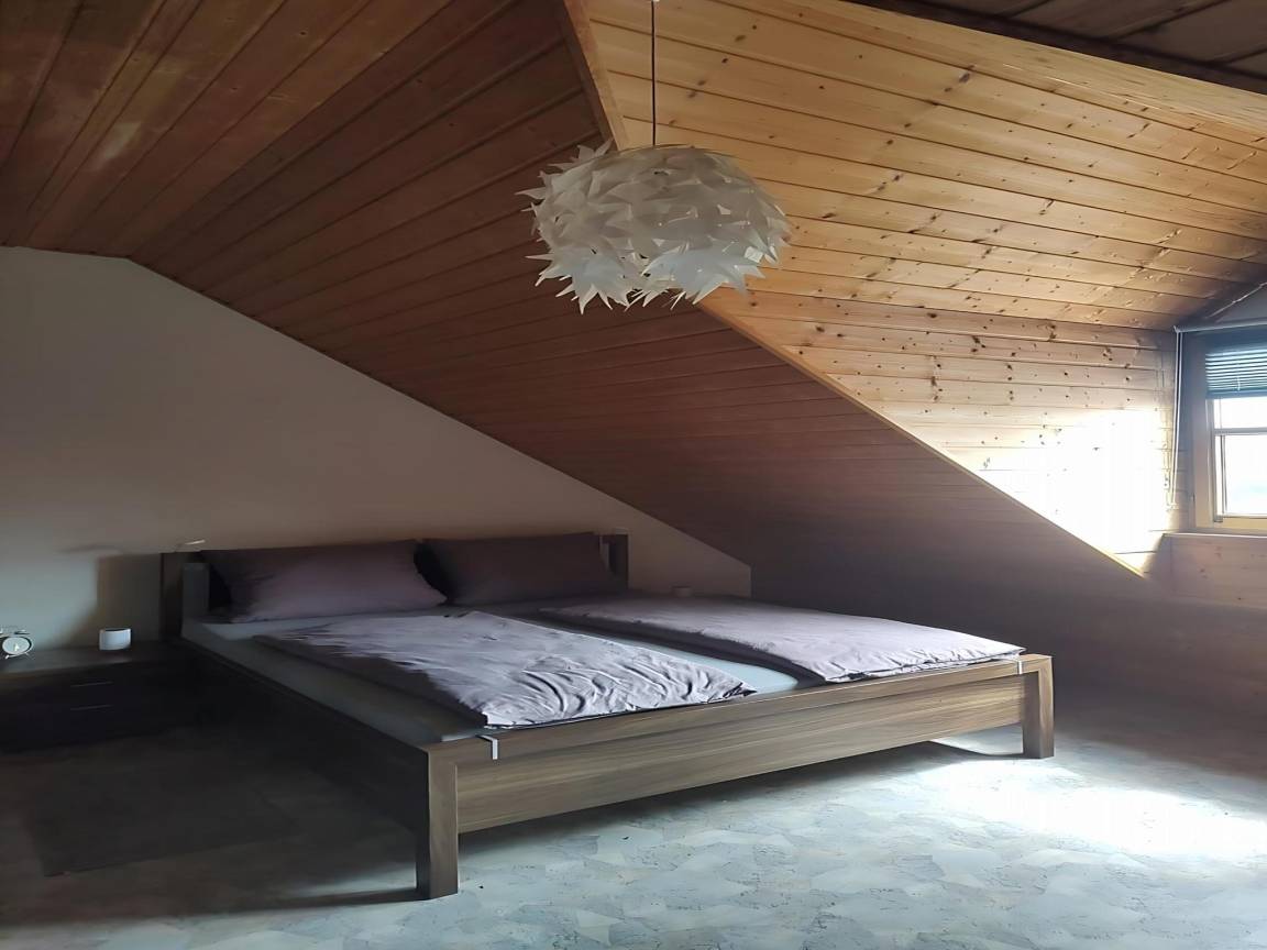 65 M² Ferienwohnung ∙ 2 Schlafzimmer ∙ 4 Gäste - Neunburg vorm Wald