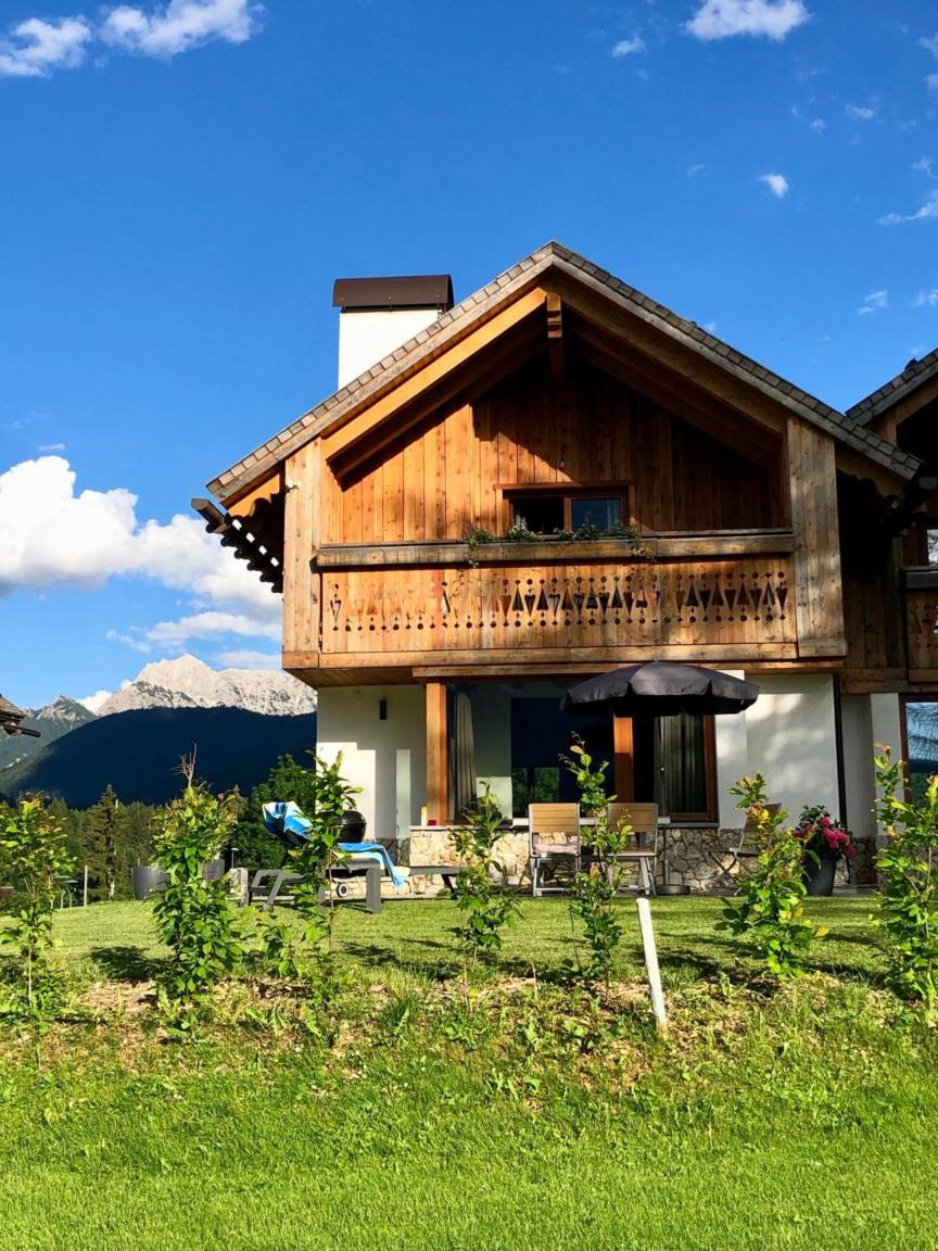 120 M² Chalet ∙ 5 Slaapkamers ∙ 8 Gasten - Trenta