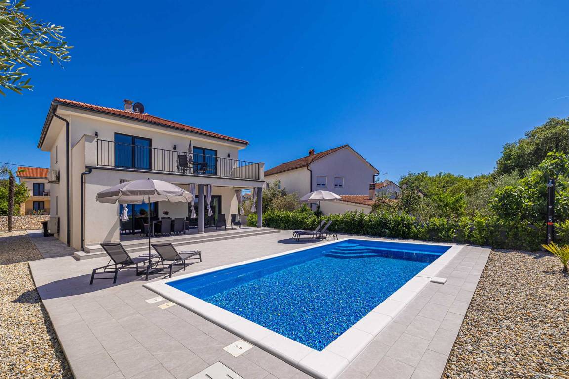 150 M² Huis ∙ 3 Slaapkamers ∙ 6 Gasten - Krk