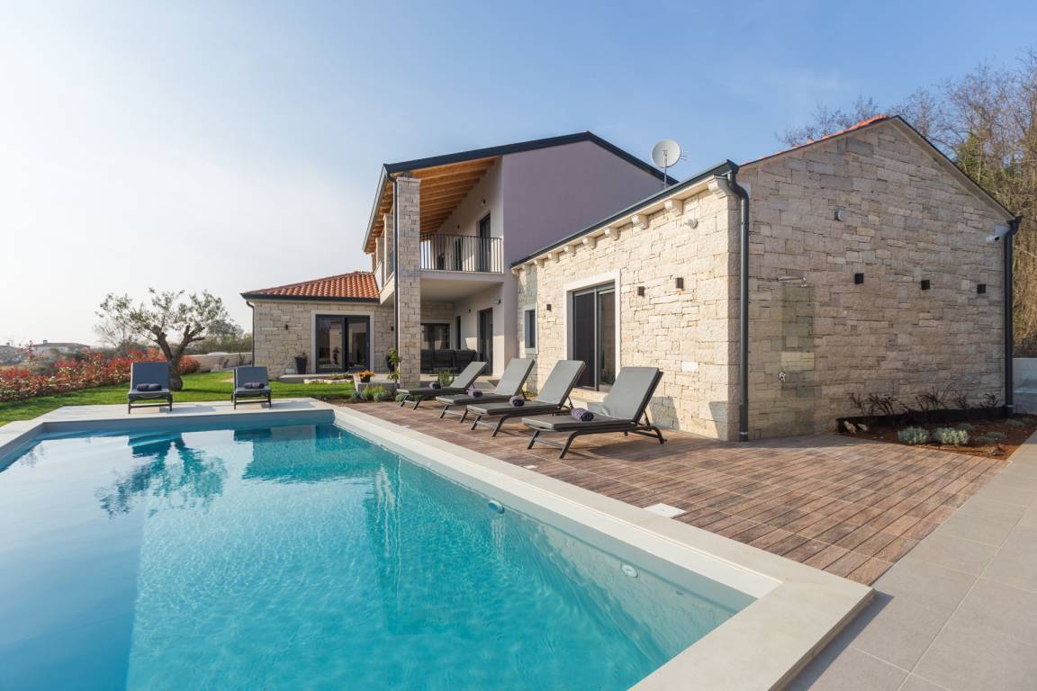 300 M² Villa ∙ 4 Chambres ∙ 8 Personnes - Istrie