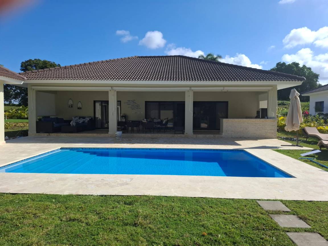 350 M² Villa ∙ 5 Habitaciones ∙ 10 Huéspedes - Sosúa