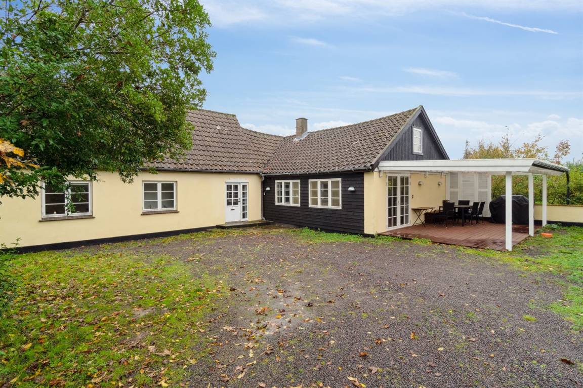 119 m&sup2; Ferienhaus 4 Schlafzimmer 9 G&auml;ste