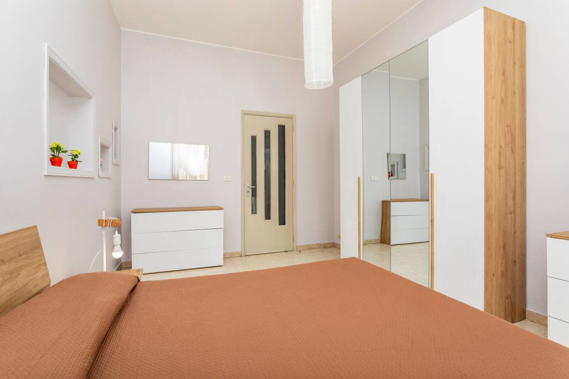 120 M² Apartment ∙ 3 Bedrooms ∙ 6 Guests - Catania