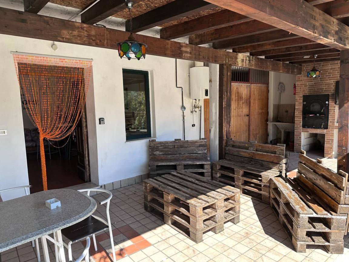 Villa ∙ 3 Makuuhuonetta ∙ 11 Vierasta - Teramo