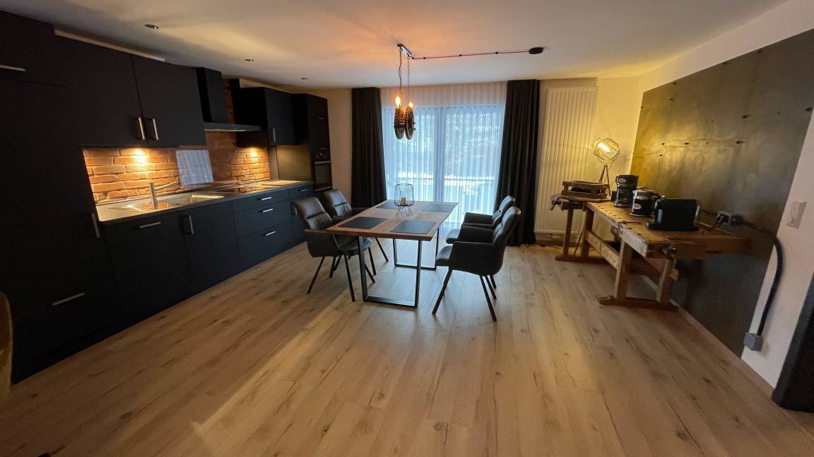 90 m² Ferienwohnung ∙ 2 Schlafzimmer ∙ 4 Gäste – Bild 1