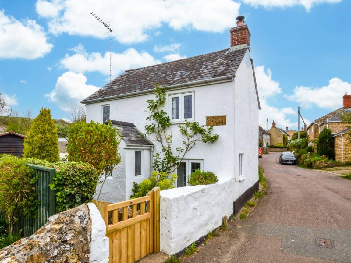 Cottage ∙ 1 Bedroom ∙ 2 Guests - Burton Bradstock