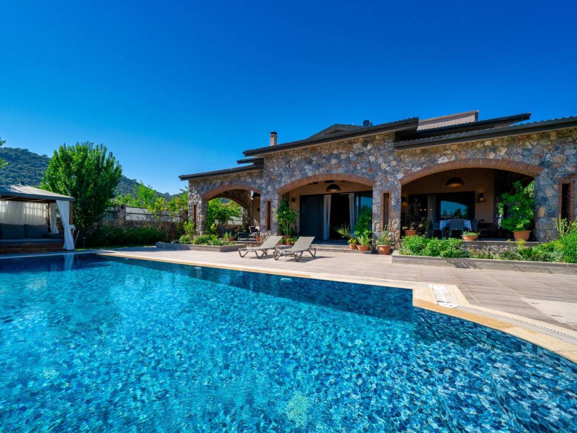 355 M² House ∙ 3 Bedrooms ∙ 6 Guests - Çalış Beach