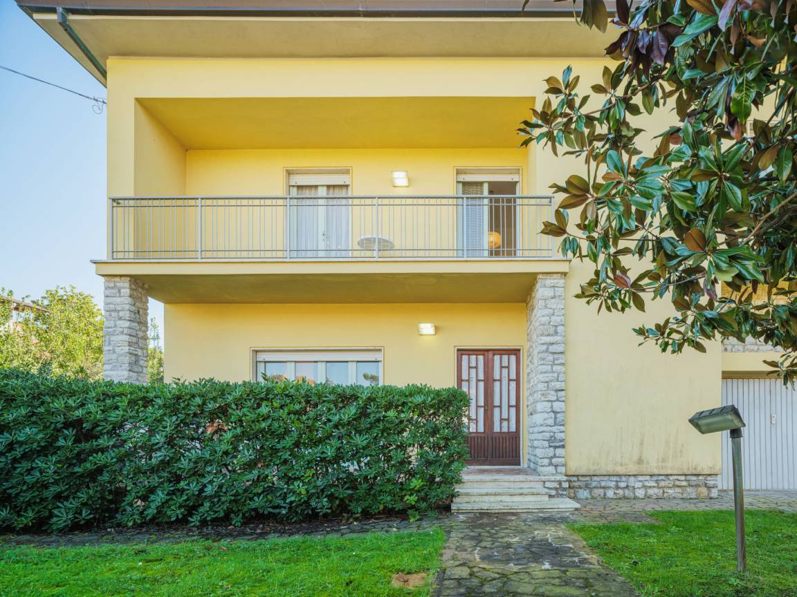 80 M² Apartment ∙ 3 Bedrooms ∙ 6 Guests - Pietrasanta