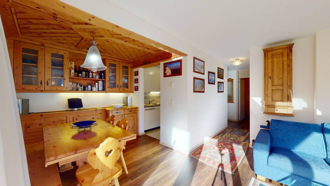 80 M² Appartement ∙ 2 Chambres ∙ 5 Personnes - Samedan