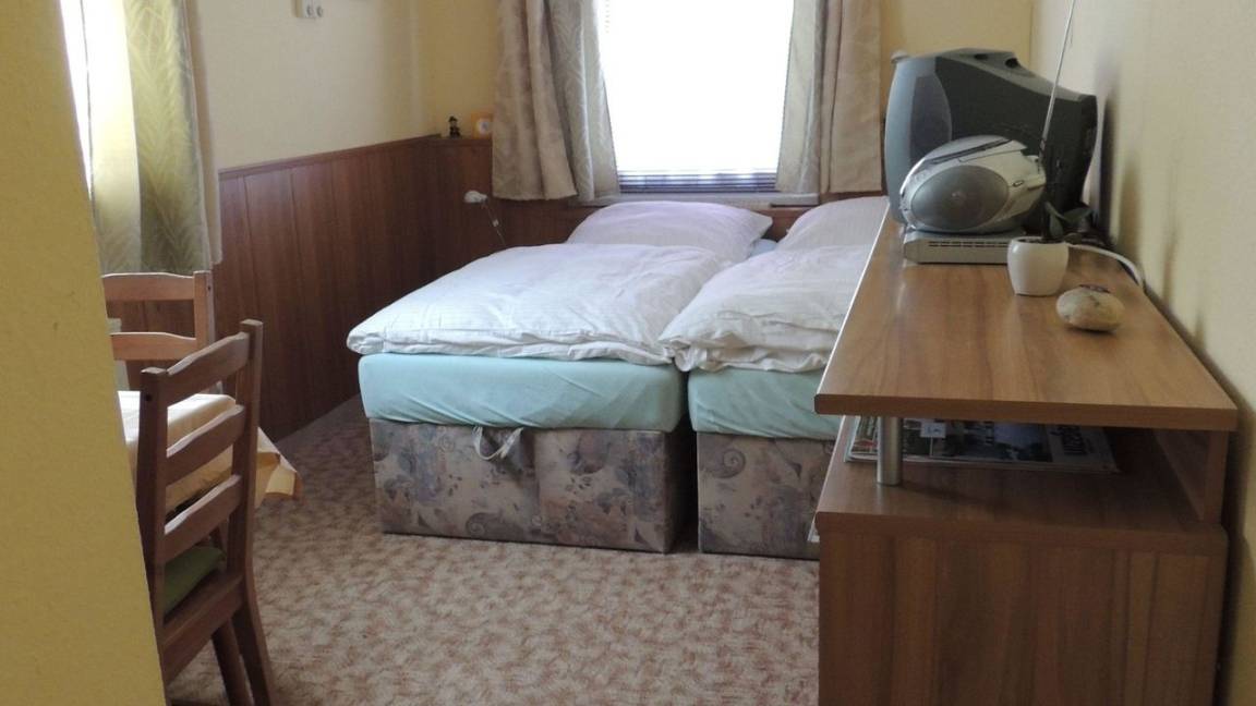 38 M² Ferienwohnung ∙ 2 Gäste - Radebeul