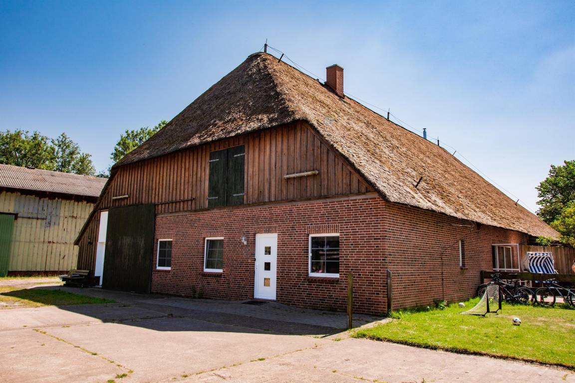 150 M² Ferienwohnung ∙ 3 Schlafzimmer ∙ 7 Gäste - Tating