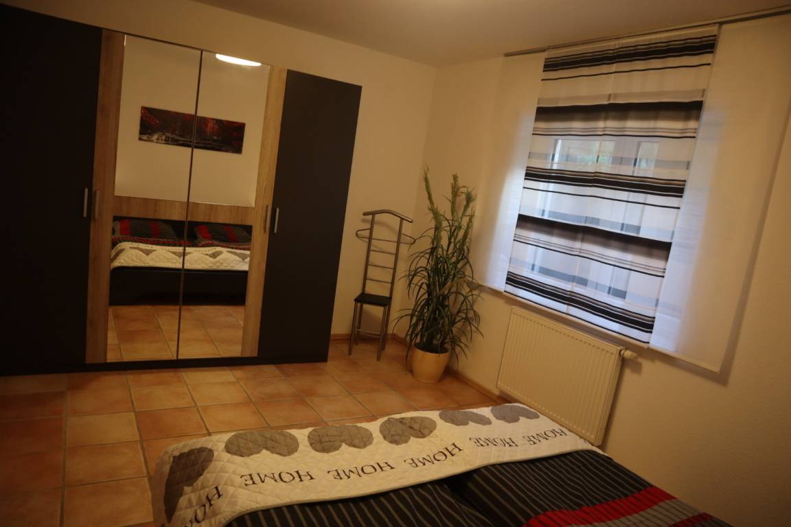 70 m² Ferienwohnung ∙ 1 Schlafzimmer ∙ 4 Gäste – Bild 6
