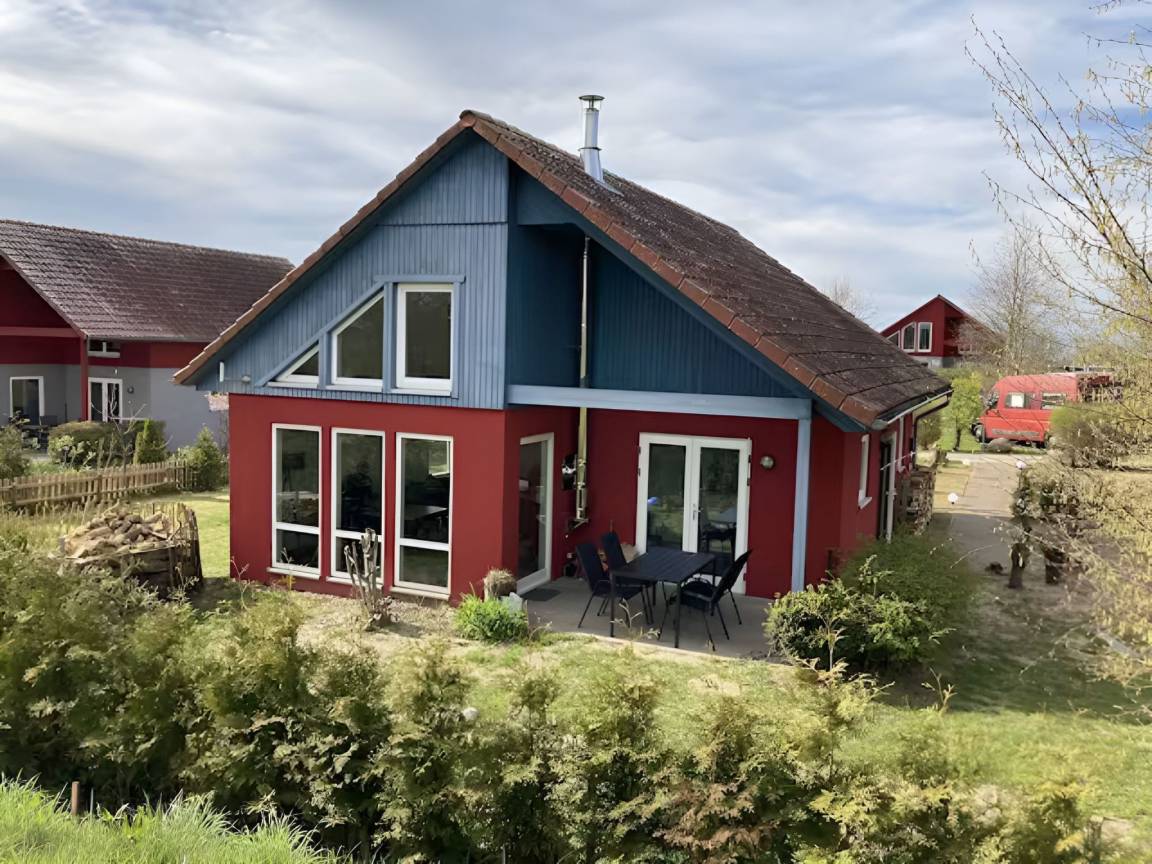 75 M² Ferienhaus ∙ 2 Schlafzimmer ∙ 6 Gäste - Dassow