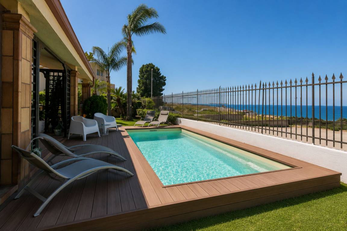250 m&sup2; Villa 4 Schlafzimmer 10 G&auml;ste