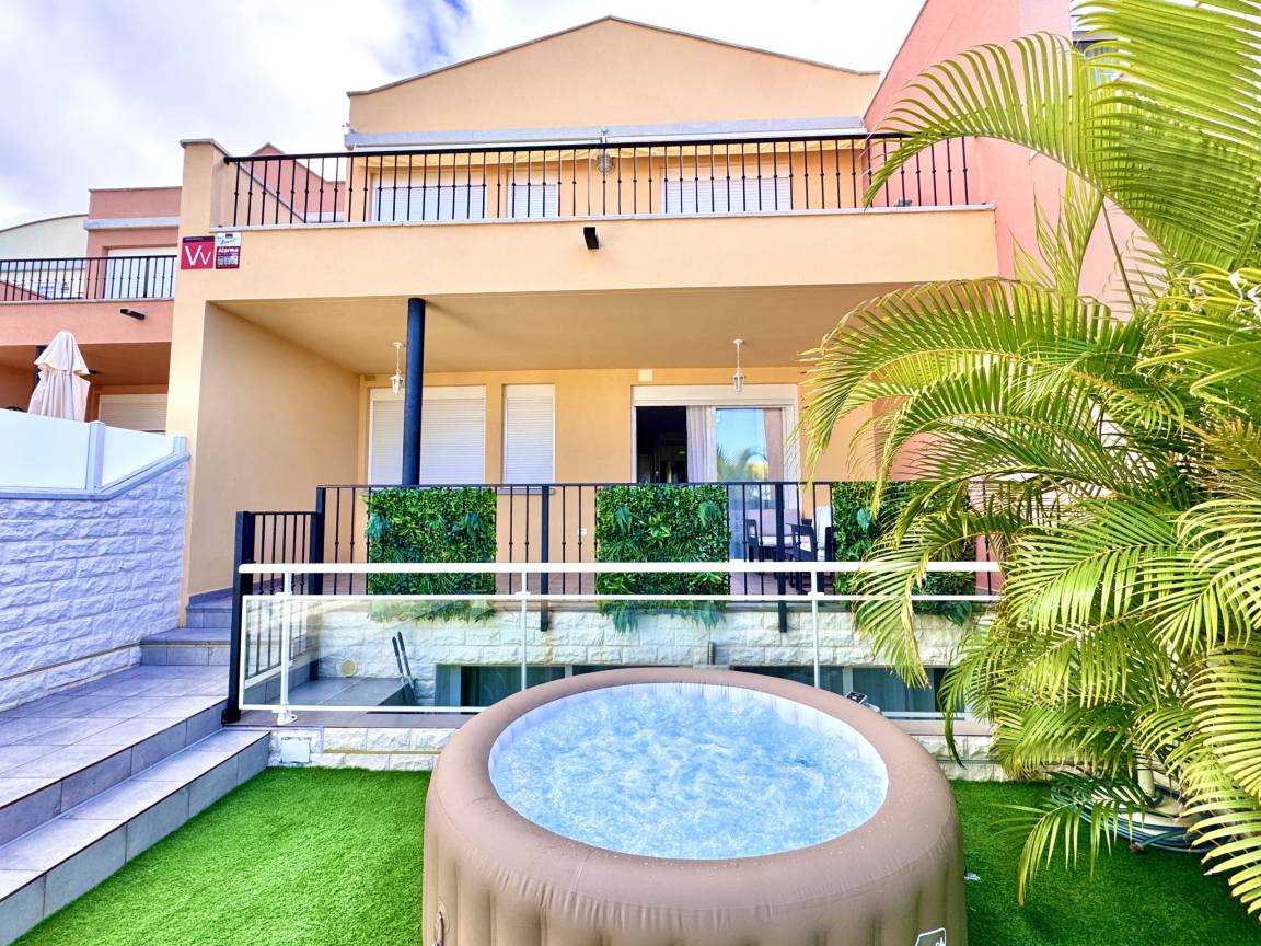 323 M² Huis ∙ 4 Slaapkamers ∙ 8 Gasten - Costa Adeje