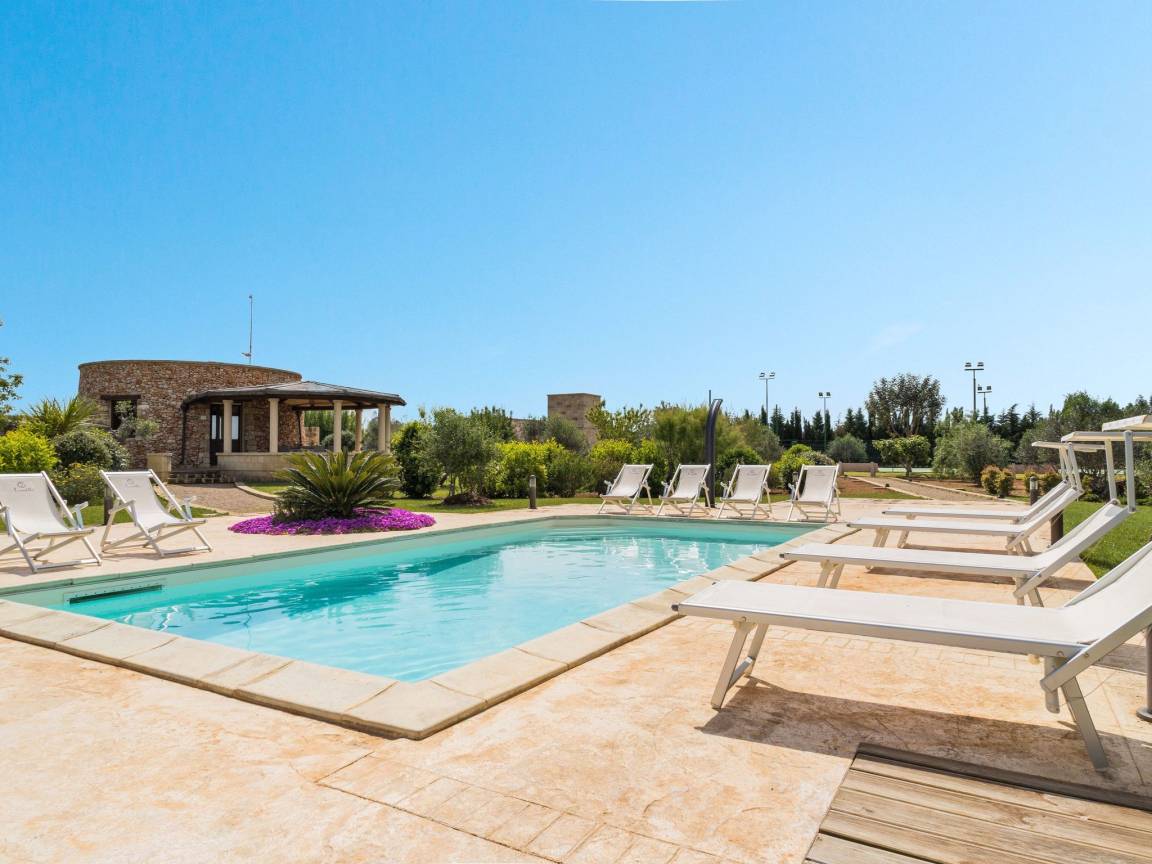 40 M² Huis ∙ 1 Slaapkamer ∙ 1 Gast - Casarano