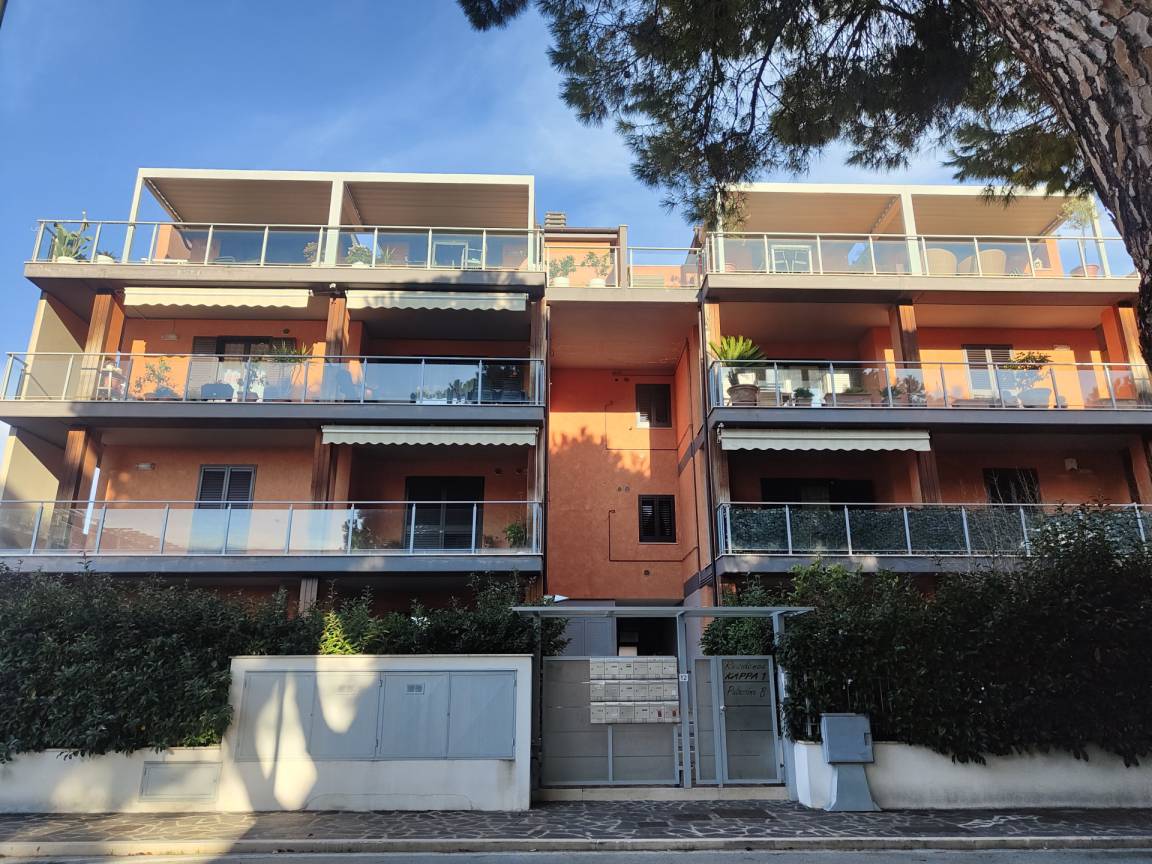 93 M² Appartamento Vacanza ∙ 2 Camere Da Letto ∙ 5 Ospiti - Pineto