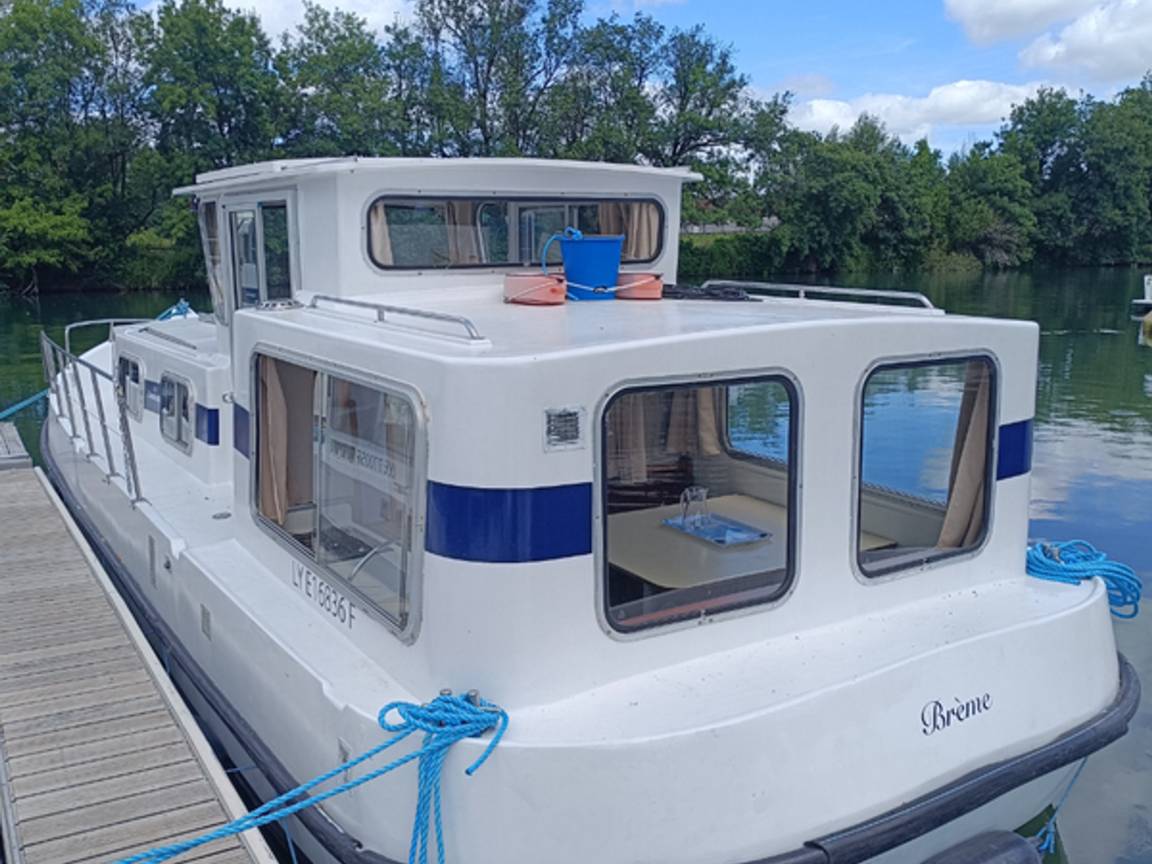 29 M² Péniche ∙ 1 Chambre ∙ 5 Personnes - Charente