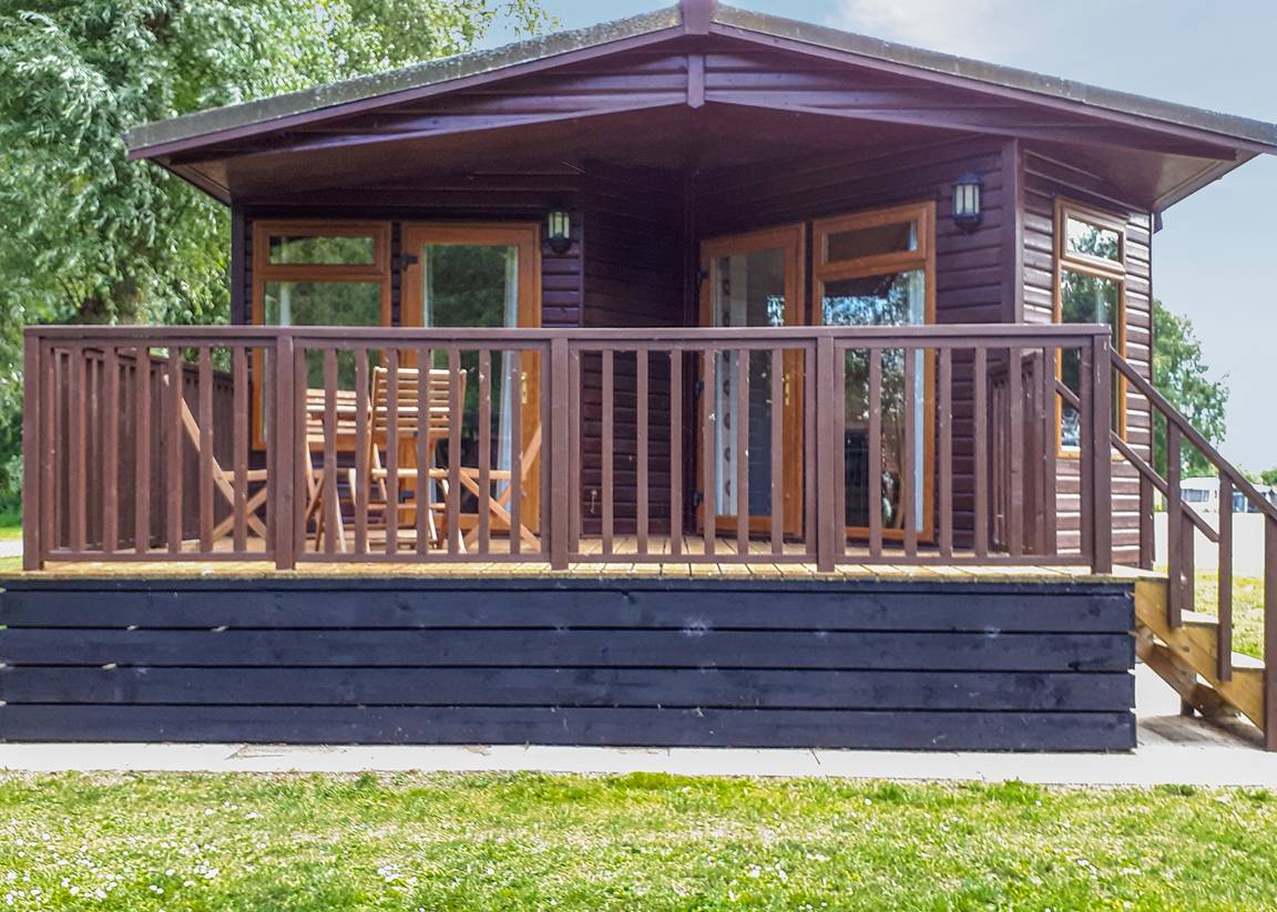 Chalet ∙ 2 Bedrooms ∙ 6 Guests - Lincoln