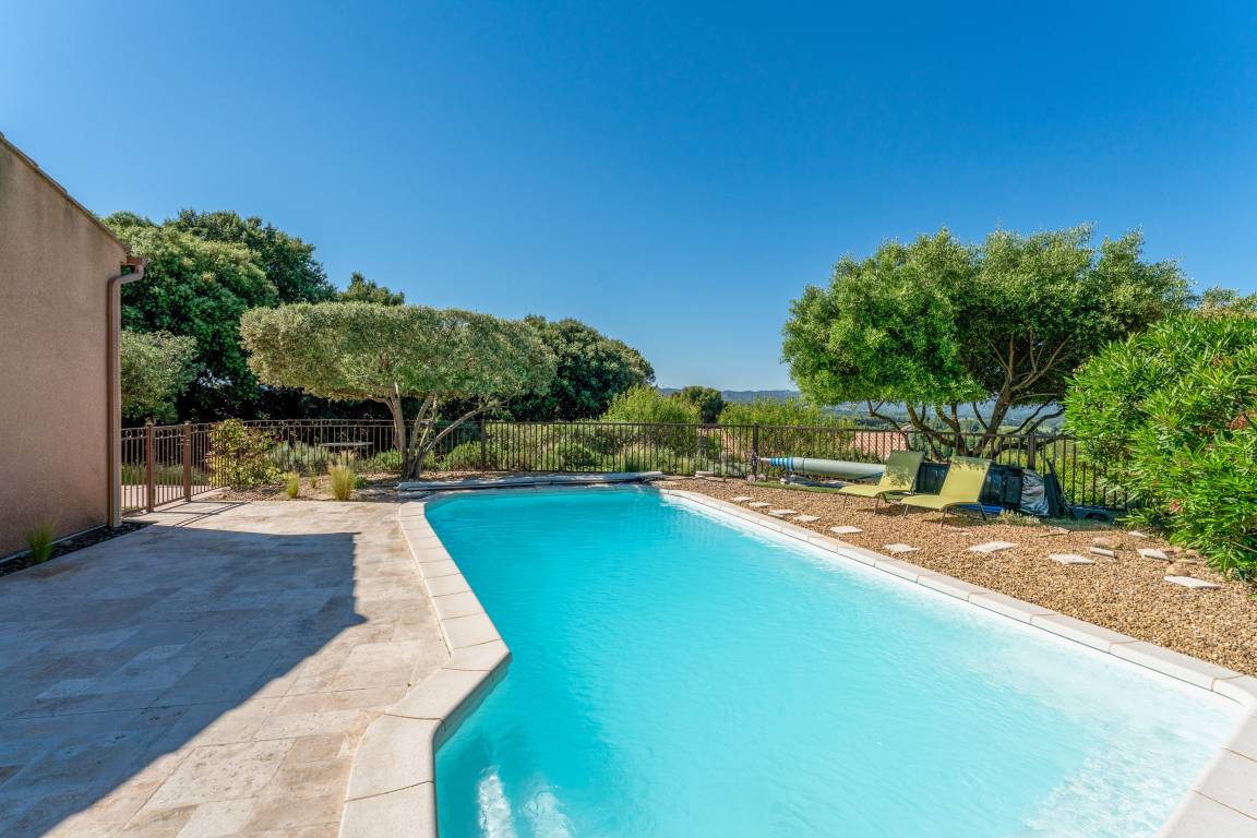 110 M² Ferienhaus ∙ 3 Schlafzimmer ∙ 6 Gäste - Avignon