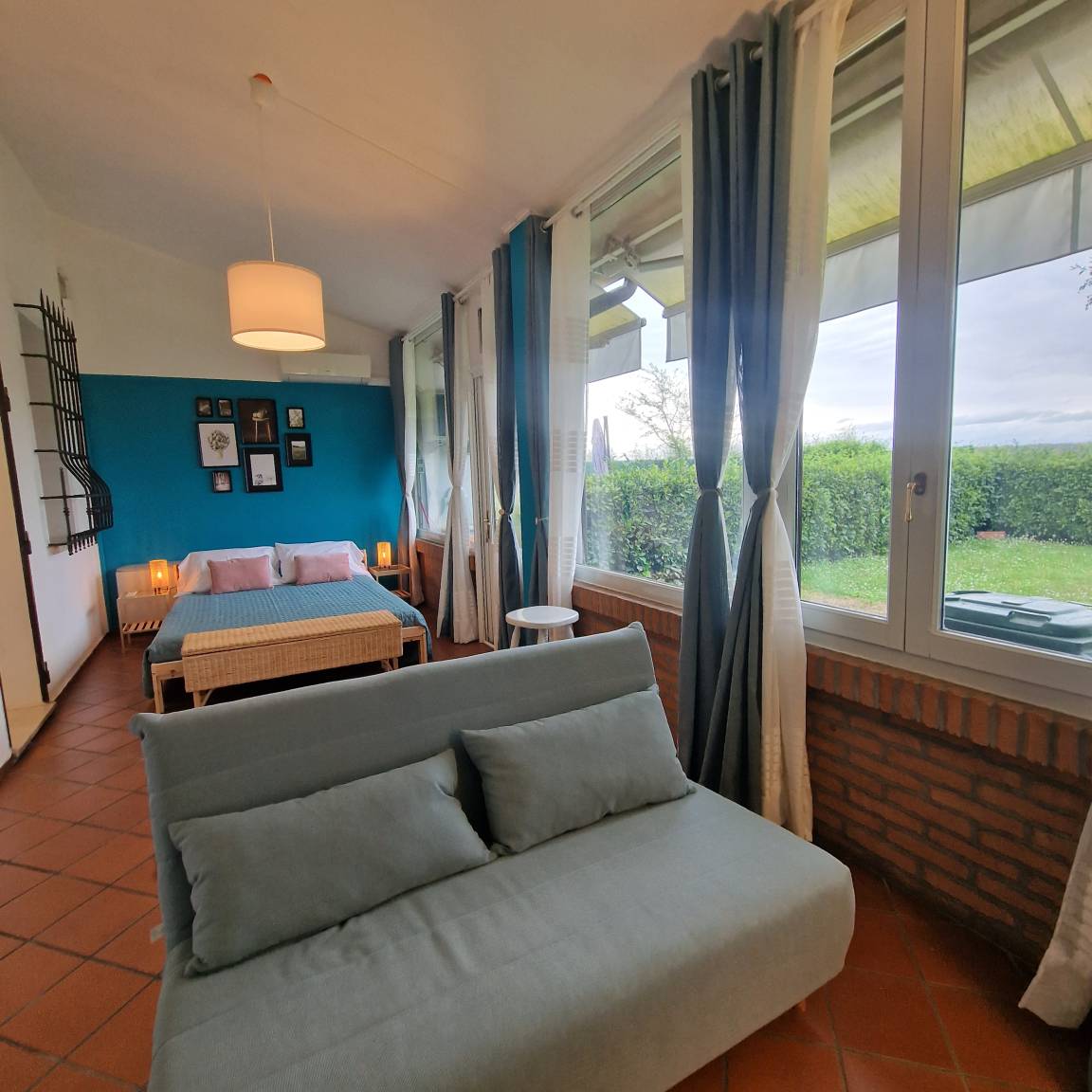 170 M² Ferienwohnung ∙ 3 Schlafzimmer ∙ 7 Gäste - Mantua