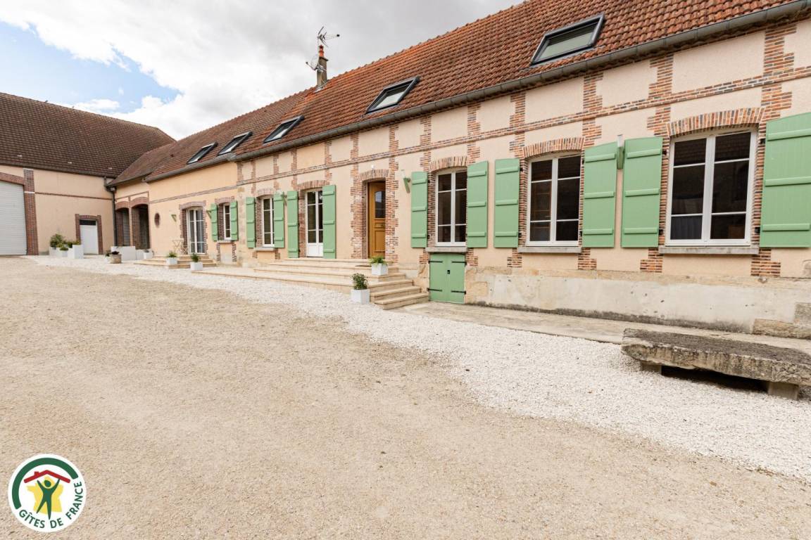 200 m&sup2; G&icirc;te 4 Schlafzimmer 9 G&auml;ste