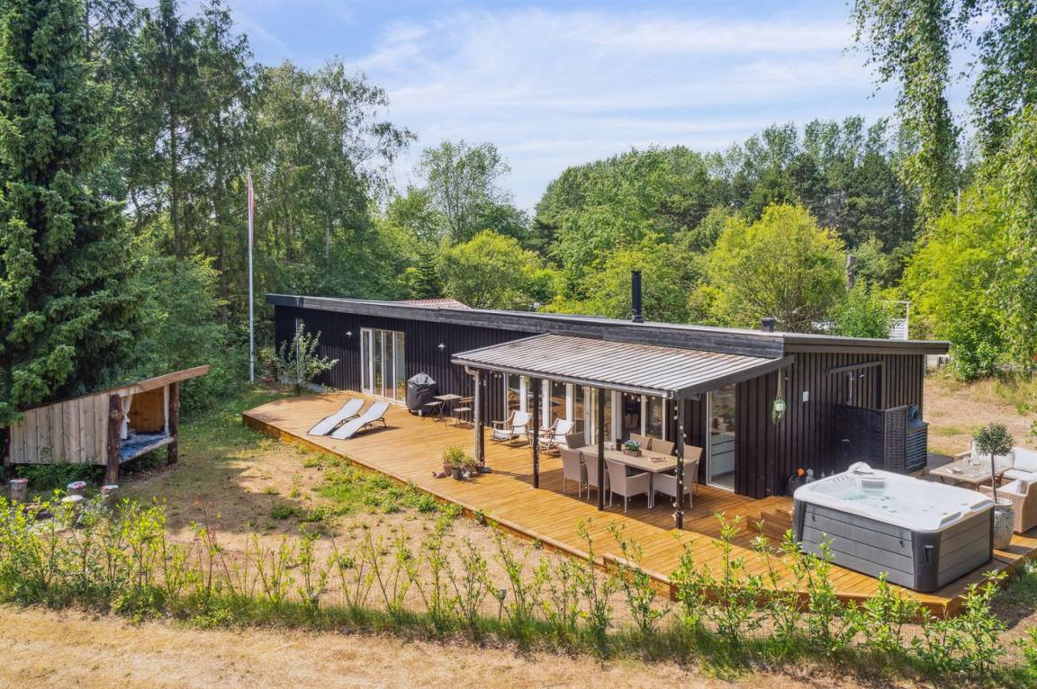 127 m&sup2; Ferienhaus 4 Schlafzimmer 8 G&auml;ste
