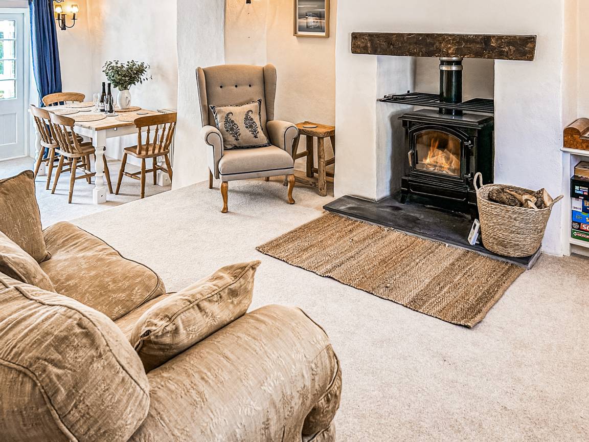 Cottage ∙ 2 Bedrooms ∙ 4 Guests - Falmouth