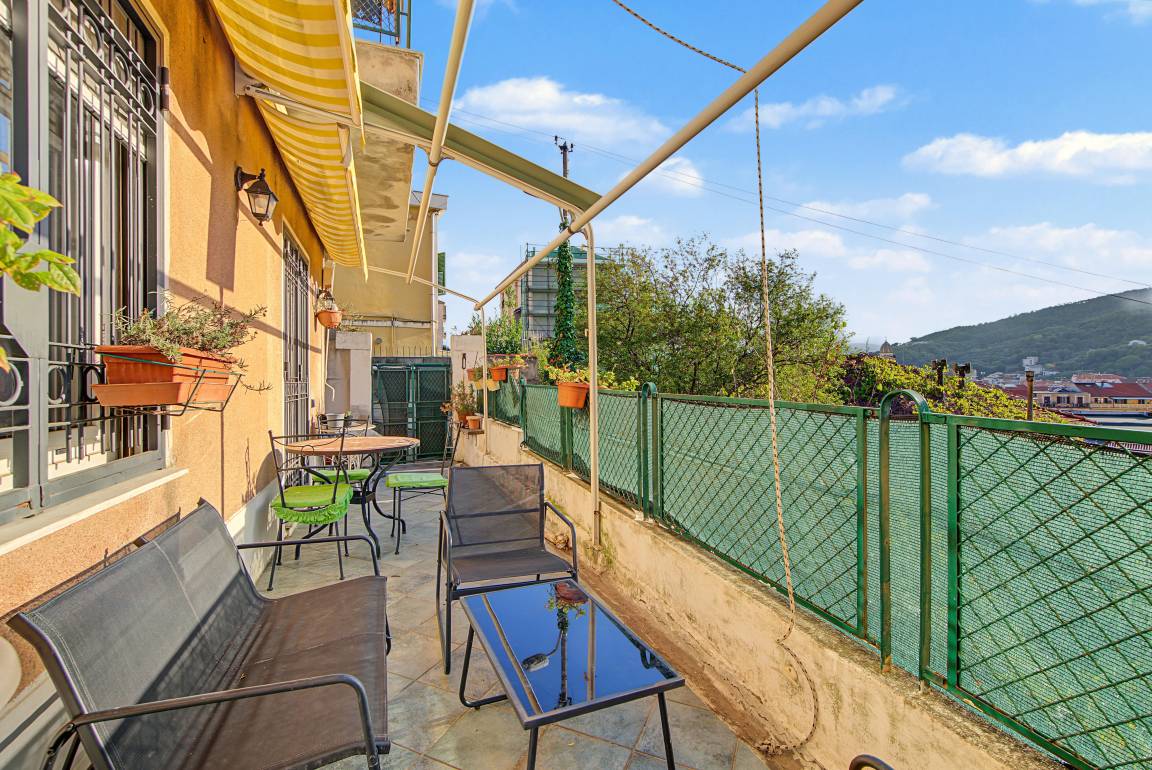 90 M² Apartment ∙ 1 Bedroom ∙ 3 Guests - Savona