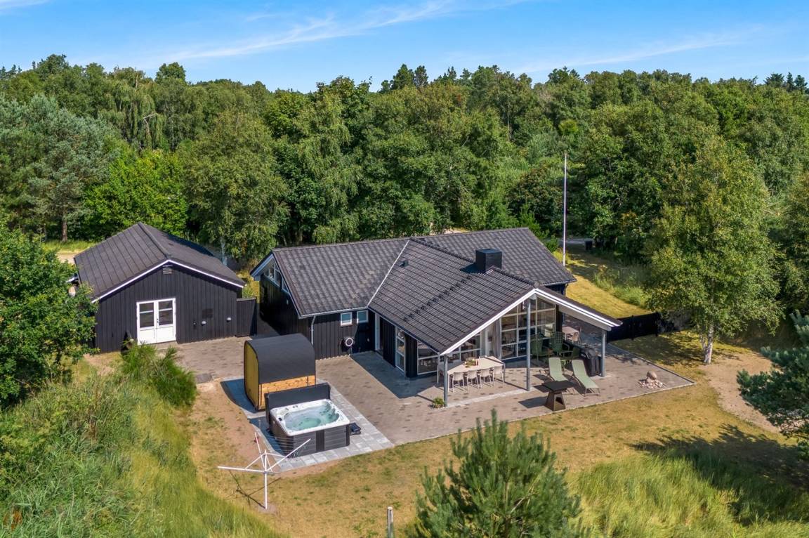144 m&sup2; Ferienhaus 4 Schlafzimmer 8 G&auml;ste