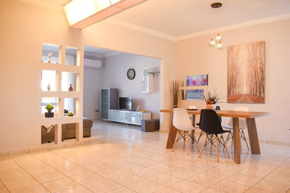 104 M² House ∙ 2 Bedrooms ∙ 4 Guests - Kalamata
